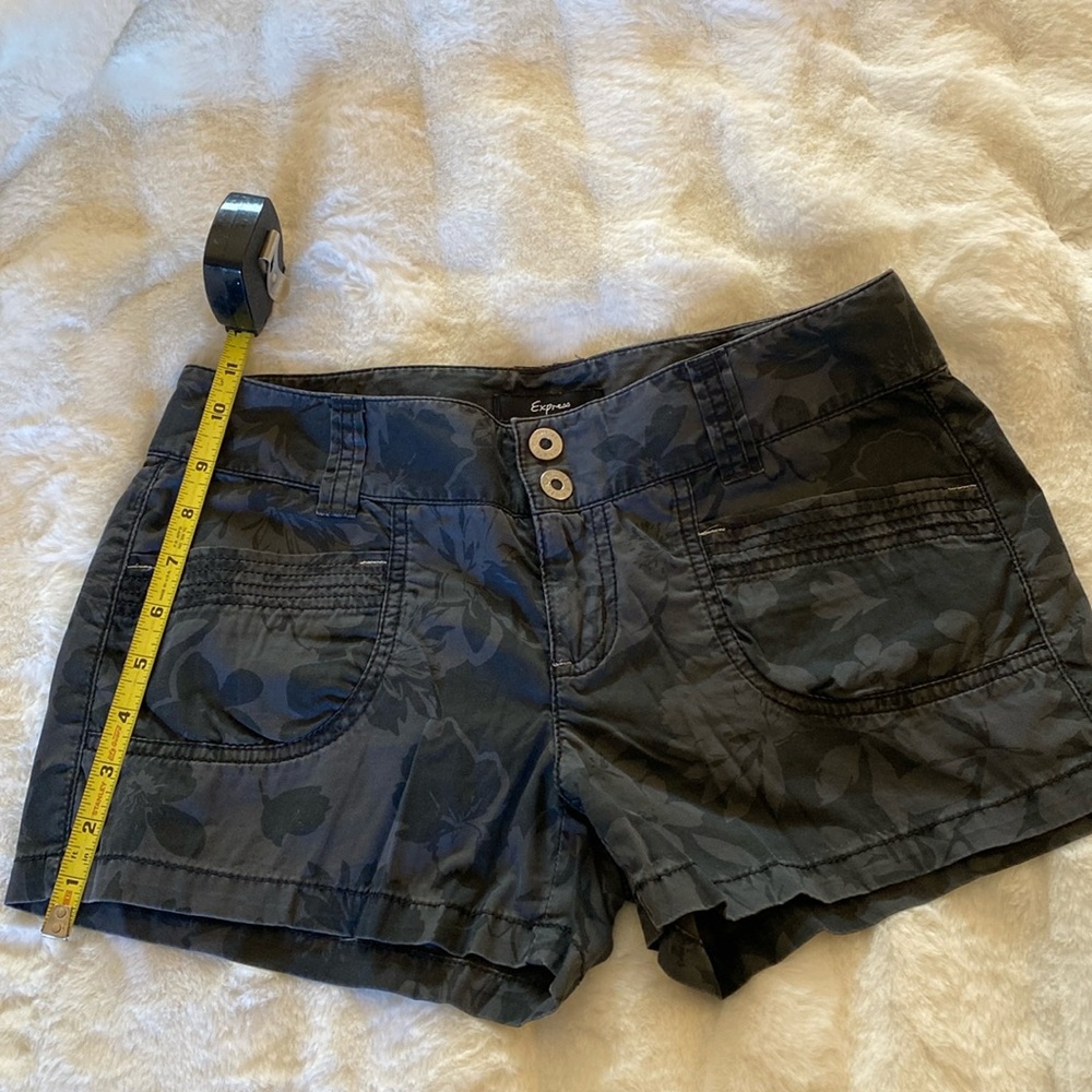 Express shorts